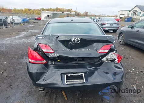 2010 Toyota Avalon Limited из США, поврежденный, VIN 4T1BK3DB5AU368664